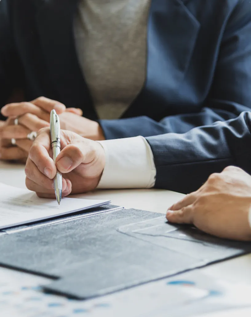 wydawanie opinii prawnych